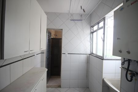 Apartamento para alugar com 70m², 2 quartos e 1 vagaÁrea de Serviço