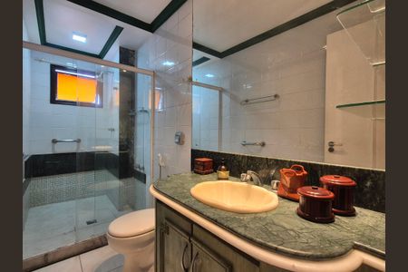 Apartamento à venda com 370m², 4 quartos e 2 vagas