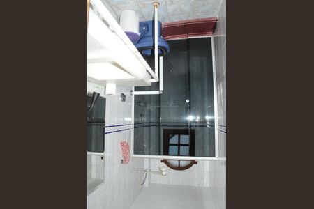 Casa para alugar com 200m², 3 quartos e 2 vagasBanheiro Corredor