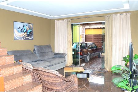 Casa para alugar com 3 quartos, 200m² em Tupi, Belo Horizonte