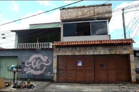 Casa para alugar com 200m², 3 quartos e 2 vagasFachada E PLACA