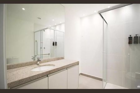 Apartamento à venda com 38m², 1 quarto e sem vagaBanheiro