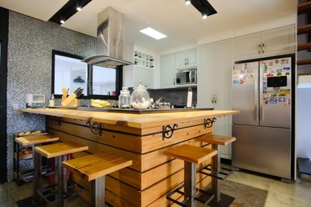 Casa à venda com 230m², 3 quartos e 2 vagasCozinha