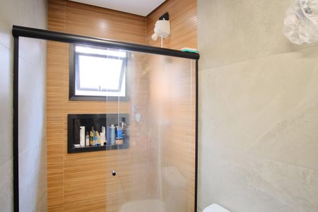 Casa à venda com 230m², 3 quartos e 2 vagasBanheiro da Suíte