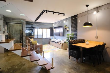 Casa à venda com 230m², 3 quartos e 2 vagasSala