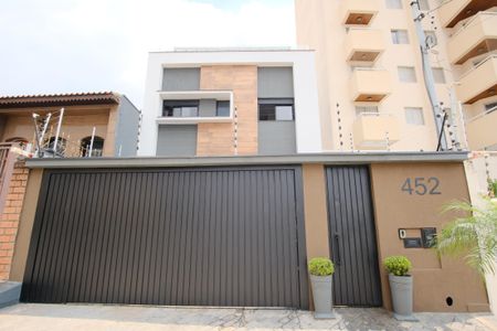 Casa à venda com 230m², 3 quartos e 2 vagasFachada