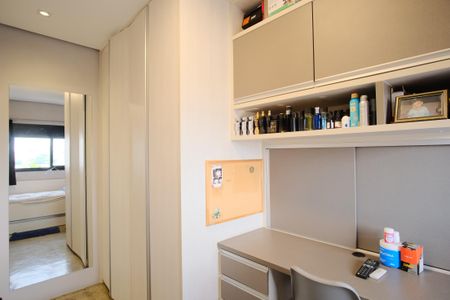 Casa à venda com 230m², 3 quartos e 2 vagasQuarto 2