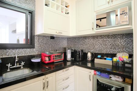 Casa à venda com 230m², 3 quartos e 2 vagasCozinha