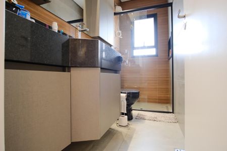 Casa à venda com 230m², 3 quartos e 2 vagasBanheiro Social