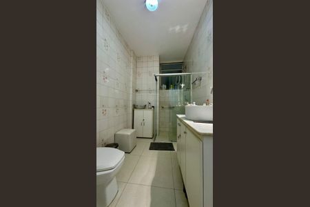 Apartamento à venda com 145m², 3 quartos e 1 vaga Apartamento à venda com 145m², 3 quartos e 1 vagaBanheiro