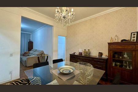 Apartamento à venda com 145m², 3 quartos e 1 vaga Apartamento à venda com 145m², 3 quartos e 1 vagaSala de jantar