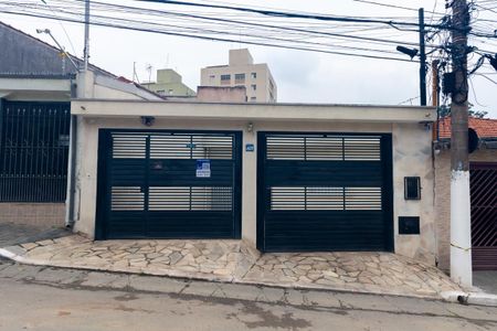 Fachada de casa à venda com 2 quartos, 160m² em Vila Ema, São Paulo