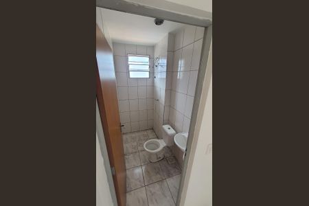Banheiro de apartamento à venda com 2 quartos, 45m² em Jaqueline, Belo Horizonte