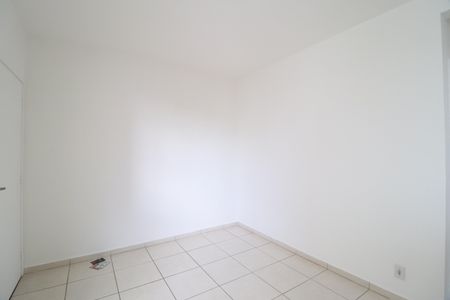 Sala de apartamento para alugar com 2 quartos, 50m² em Gávea, Uberlândia