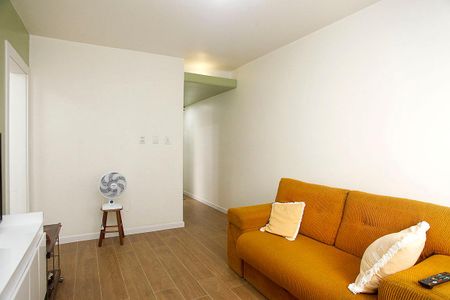 Sala de apartamento à venda com 1 quarto, 43m² em Menino Deus, Porto Alegre