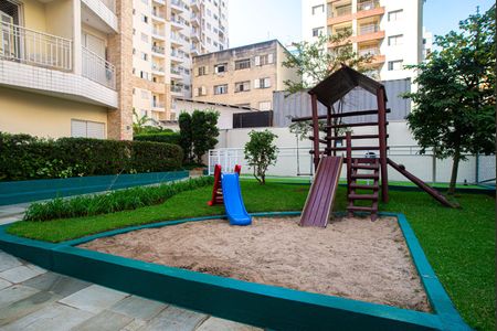 Apartamento para alugar com 42m², 1 quarto e 1 vaga Apartamento para alugar com 42m², 1 quarto e 1 vagaÁrea comum - Playground