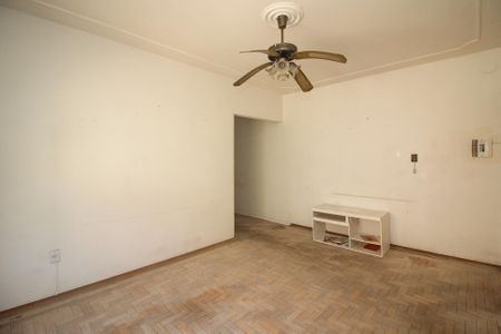Sala de apartamento à venda com 3 quartos, 98m² em Medianeira, Porto Alegre