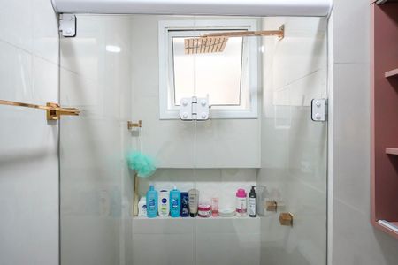 Apartamento à venda com 62m², 3 quartos e 2 vagasBanheiro da suíte