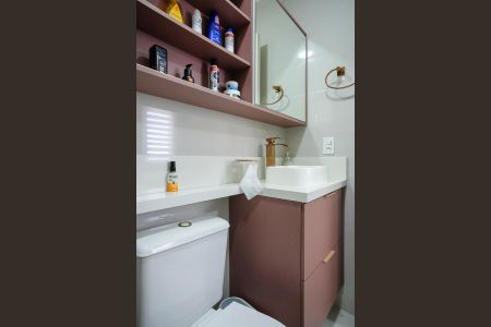 Apartamento à venda com 62m², 3 quartos e 2 vagasBanheiro da suíte