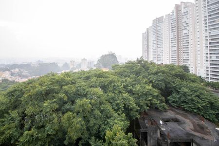 Vista Quarto  de apartamento à venda com 1 quarto, 47m² em Vila Suzana, São Paulo