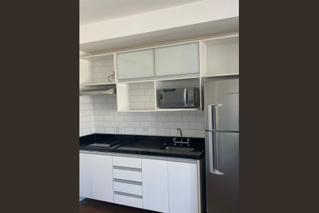Cozinha de apartamento para alugar com 1 quarto, 39m² em Panamby, São Paulo