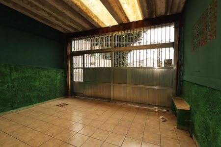 Casa à venda com 150m², 2 quartos e 2 vagasGaragem