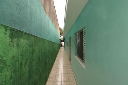 Casa à venda com 150m², 2 quartos e 2 vagasCorredor