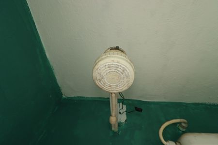 Casa à venda com 150m², 2 quartos e 2 vagasBanheiro de Serviço