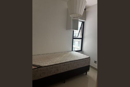 Quarto de apartamento para alugar com 3 quartos, 77m² em Barra Olímpica, Rio de Janeiro