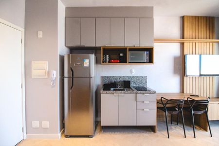 Cozinha de apartamento para alugar com 1 quarto, 23m² em Vila Clementino, São Paulo