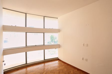 Apartamento para alugar com 147m², 3 quartos e 1 vagaQuarto