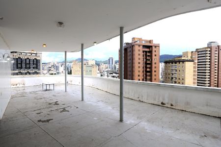 Apartamento para alugar com 147m², 3 quartos e 1 vagaÁrea comum