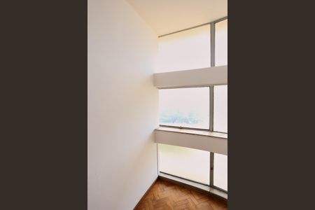Apartamento para alugar com 147m², 3 quartos e 1 vagaQuarto de Serviço