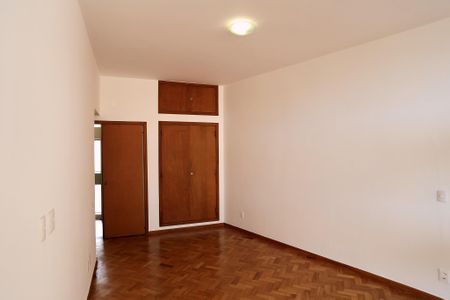 Apartamento para alugar com 147m², 3 quartos e 1 vagaSuíte