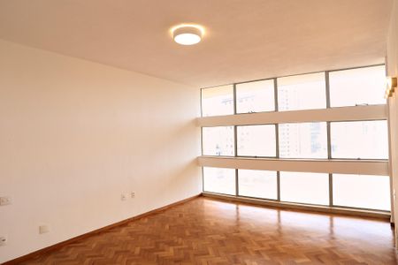 Apartamento para alugar com 147m², 3 quartos e 1 vagaSala