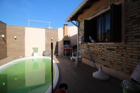 Casa à venda com 132m², 2 quartos e 2 vagasQuintal