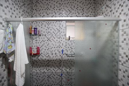 Casa à venda com 132m², 2 quartos e 2 vagasBanheiro