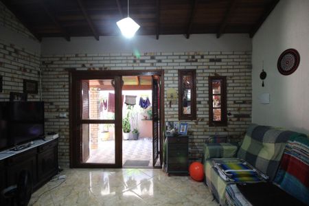 Sala de casa à venda com 2 quartos, 132m² em Jardim Carvalho, Porto Alegre