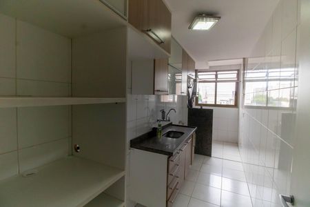 Apartamento à venda com 80m², 2 quartos e 1 vagaCozinha e Área de Serviço