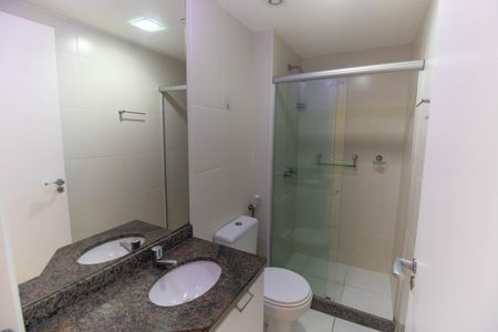 Apartamento à venda com 80m², 2 quartos e 1 vagaBanheiro Social