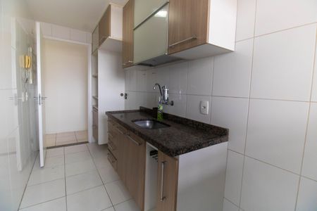 Apartamento à venda com 80m², 2 quartos e 1 vagaCozinha e Área de Serviço