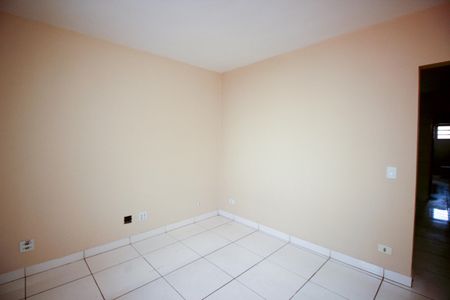 Sala de casa para alugar com 2 quartos, 60m² em Condomínio Maracanã, Santo André