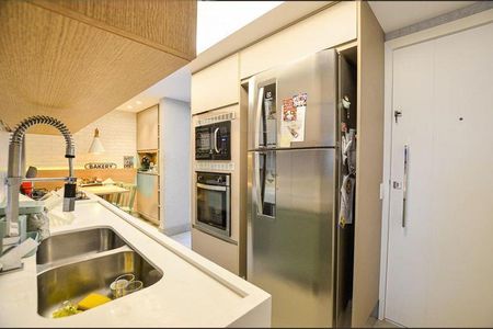 Apartamento à venda com 230m², 3 quartos e 2 vagas