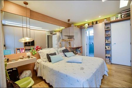 Apartamento à venda com 230m², 3 quartos e 2 vagas