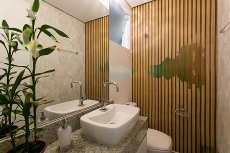 Casa à venda com 150m², 3 quartos e 2 vagas