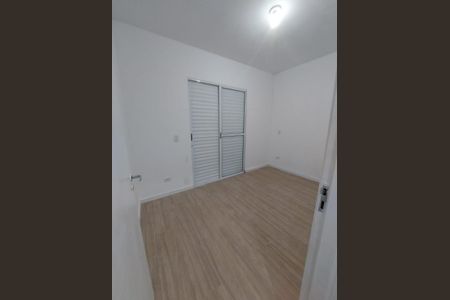 Quarto de casa de condomínio para alugar com 2 quartos, 46m² em Chácara Rincão, Cotia