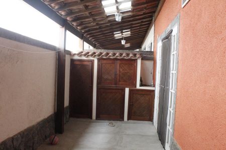 Casa de condomínio à venda com 96m², 3 quartos e 2 vagasÁrea externa