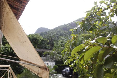 Casa de condomínio à venda com 96m², 3 quartos e 2 vagasVista da Varanda