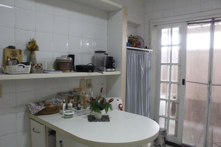 Casa de condomínio à venda com 96m², 3 quartos e 2 vagasCozinha