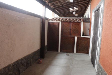 Casa de condomínio à venda com 96m², 3 quartos e 2 vagasÁrea externa